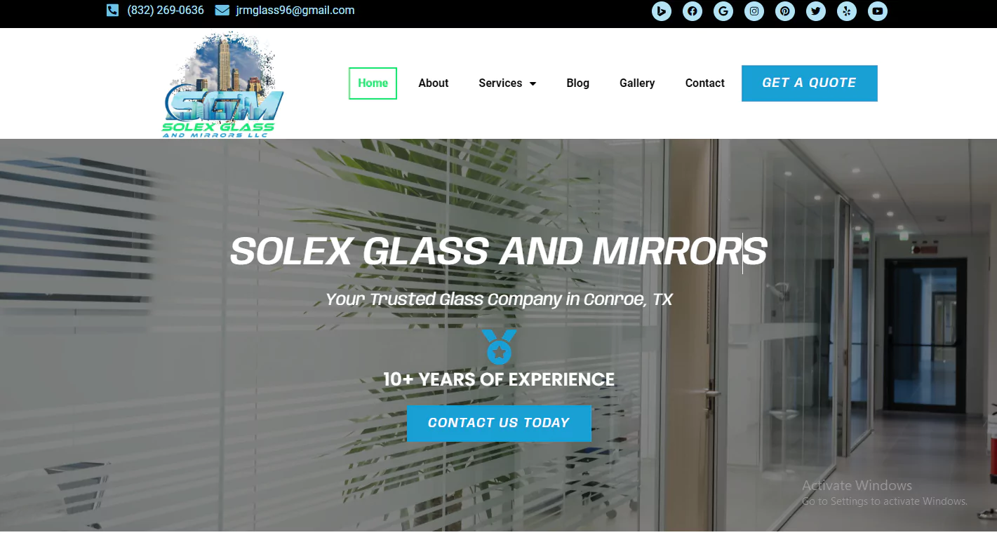 Glass & Mirror Sconroe